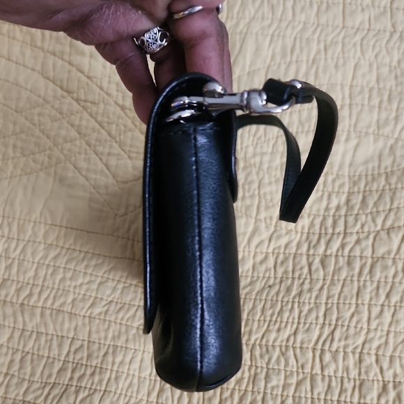 Coach Vintage Black Leather Clutch Wristlet EUC - Picture 8 of 10